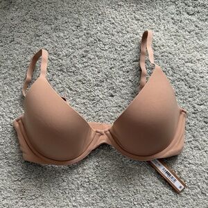 SKIMS T-shirt nude/clay Bra - 34C